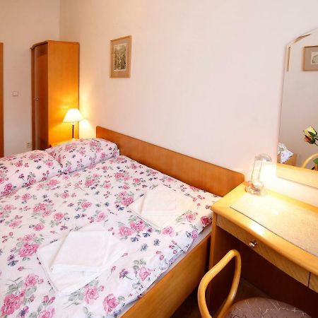Apartman Moravska Карлови Вари Екстериор снимка
