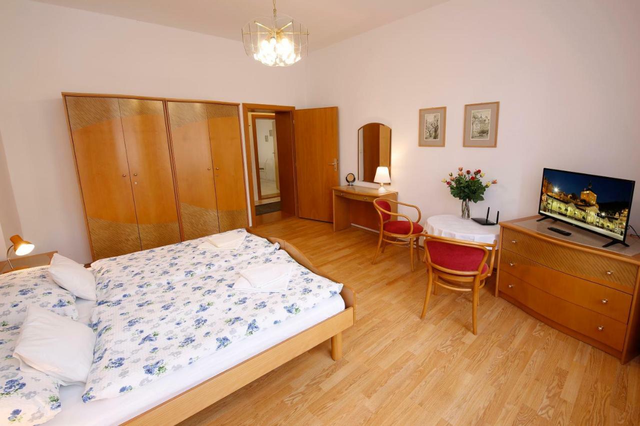 Apartman Moravska Карлови Вари Екстериор снимка